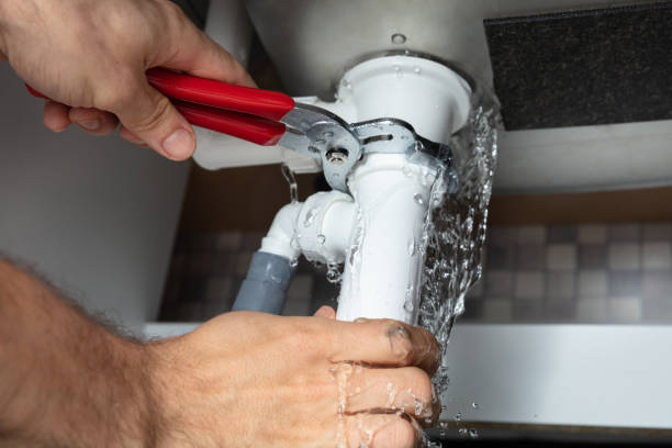Water damage restoration process in Makawao, HI