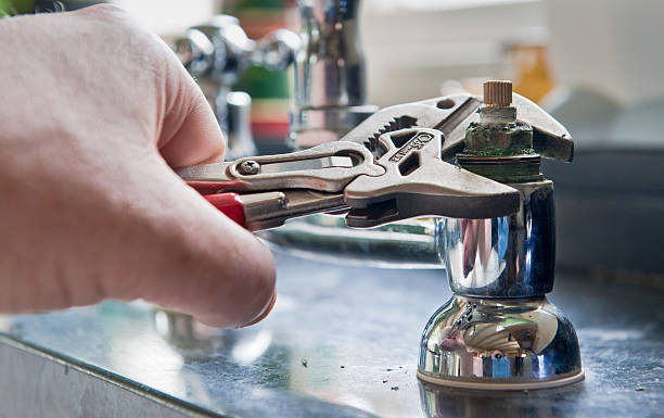Best Emergency water damage restoration  in Makawao, HI